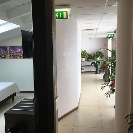 Residenza S.Event B&B Buccinasco Buitenkant foto