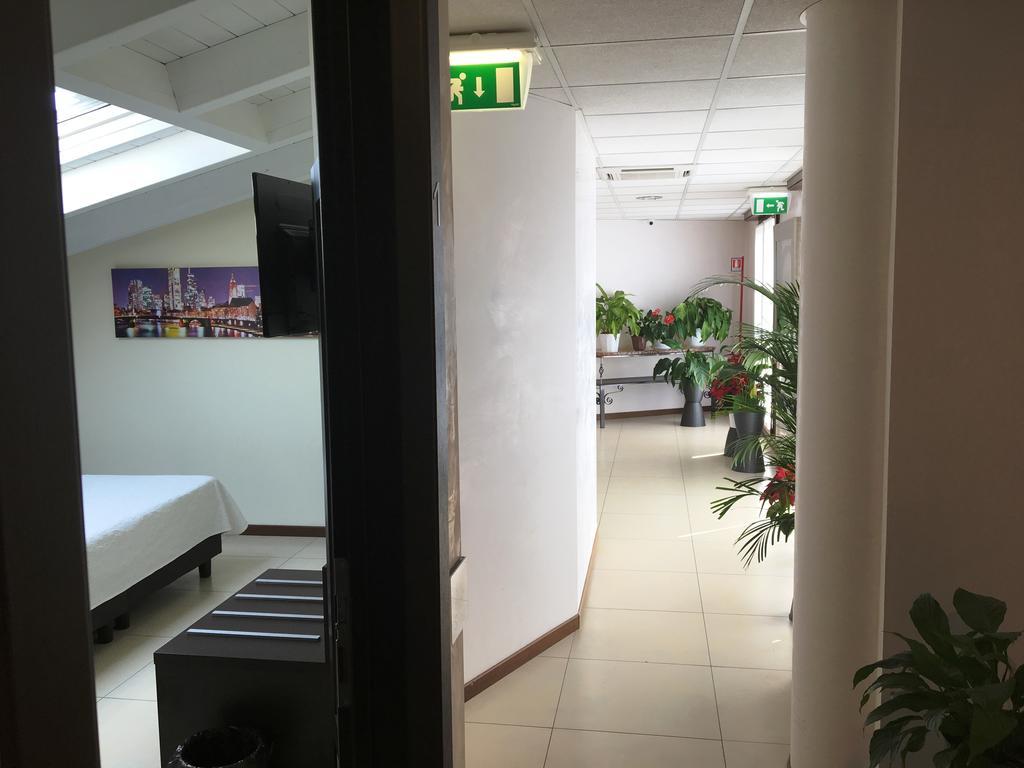 Residenza S.Event B&B Buccinasco Buitenkant foto